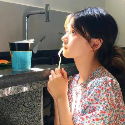 系统逼我做皇后第五季海报